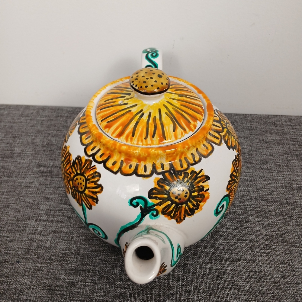 Sunflower Teapot Farmhouse Kitchen Decor Ceramic White Handpainted Floral Lid 8" - Picture 4 of 11